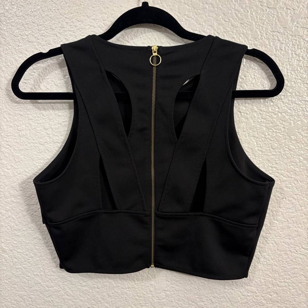 Express Black Asymmetrical Hem Zip-Back‎ Crop Top Women’s Medium Sleveless - Picture 2 of 5
